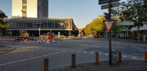 Kreuzung Konstanzerstrasse und Brücken- bzw. Gottliebenstrasse Kreuzung Konstanzerstrasse und Brücken- bzw. Gottliebenstrasse