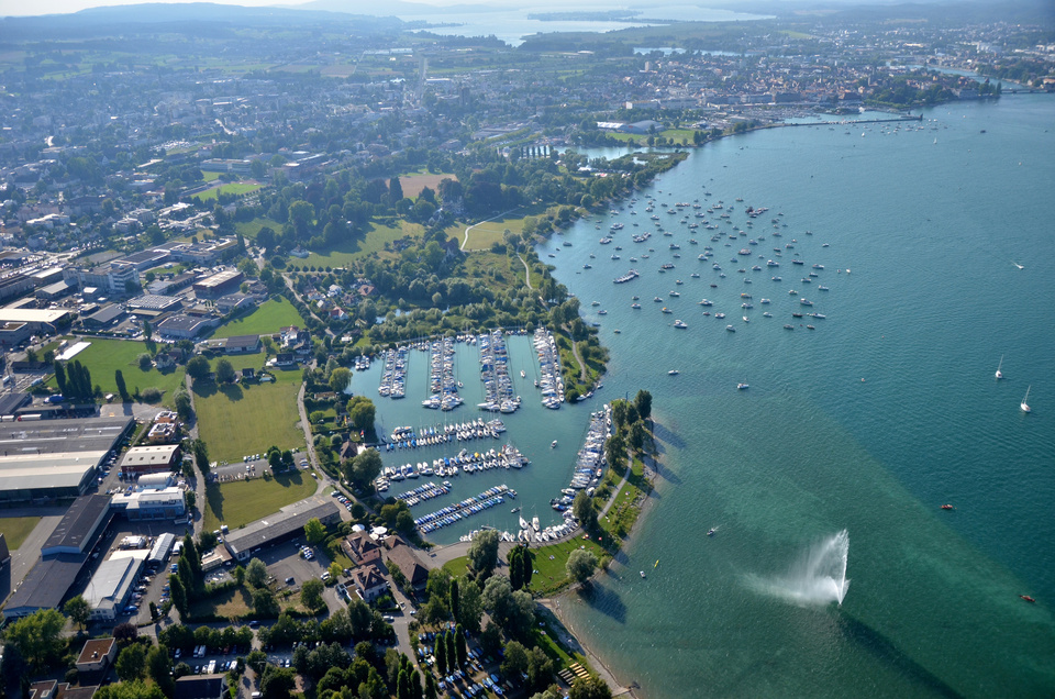 Luftaufnahme Kreuzlingen Hafen, westwärts Luftaufnahme Kreuzlingen Hafen, westwärts